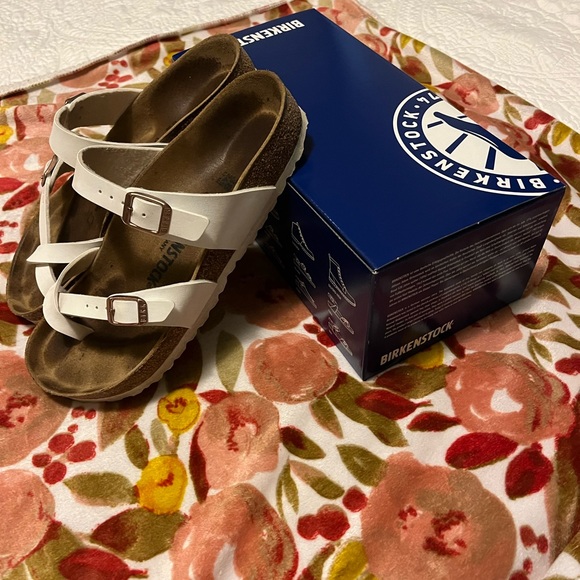 White Birkenstock Mayari Sandals - Picture 4 of 4
